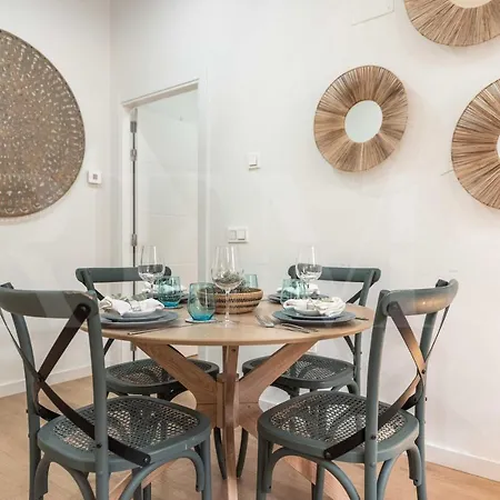 Dreamy Mediterranean With Parking - Center By Rems