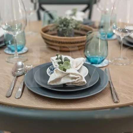 Dreamy Mediterranean With Parking - Center By Rems