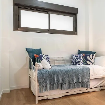 Apartment Dreamy Mediterranean With Parking - Center By Rems