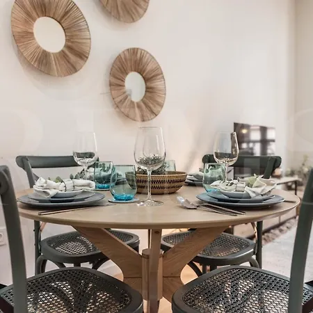 Dreamy Mediterranean With Parking - Center By Rems