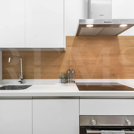 Dreamy Mediterranean With Parking - Center By Rems Apartment