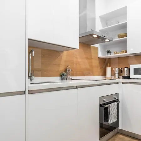 Apartment Dreamy Mediterranean With Parking - Center By Rems Malaga